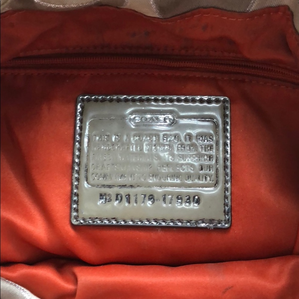 Coach purse - Picture 2 of 3
